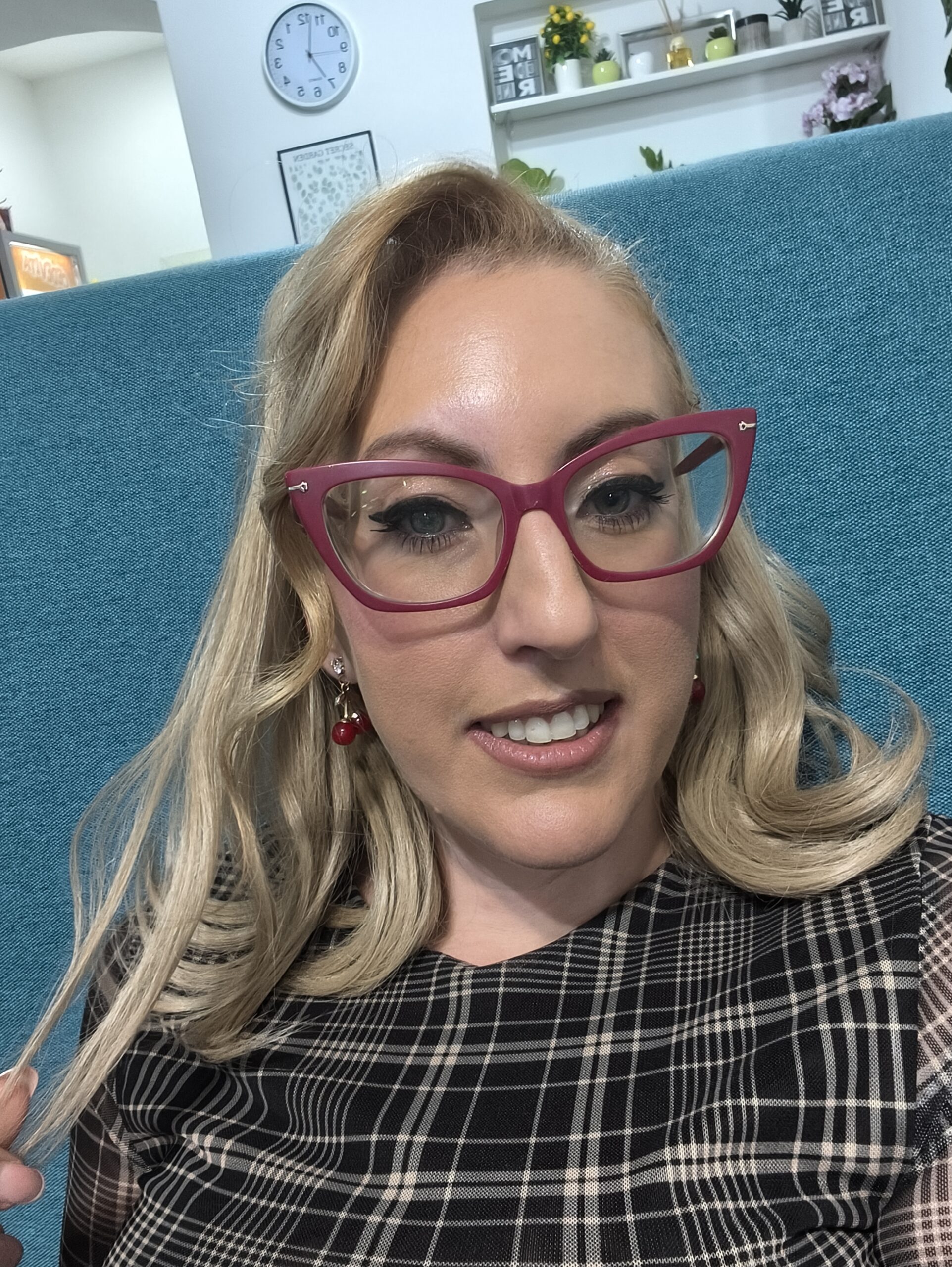 Tamno Plava │ Opuštena kovrča │ 80cm │ Rep na mrežicu photo review