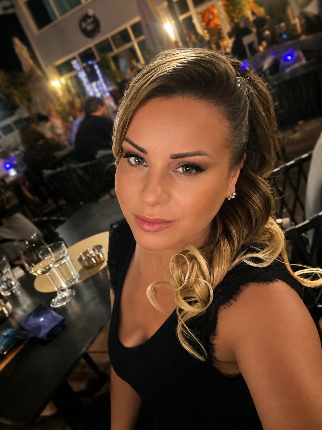 Smeđe Plava Ombre │Opuštena kovrča │50cm │Rep na mrežicu photo review