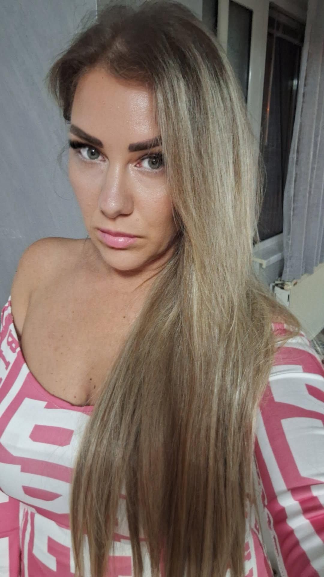 Svetlo smeđa s pramenovima │ Ravna │ 60cm  │Ekstenzije na klipse / češljiće photo review