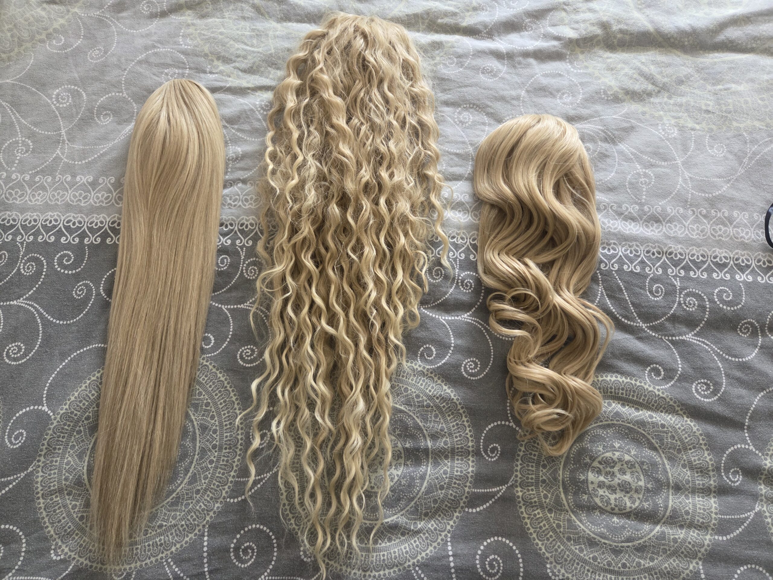 Šampanjac / Srednje plava │Opuštena kovrča│50cm │Rep na mrežicu photo review