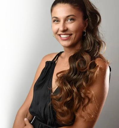 nadira-hero-desno.webp nadira-hero-desno.webp